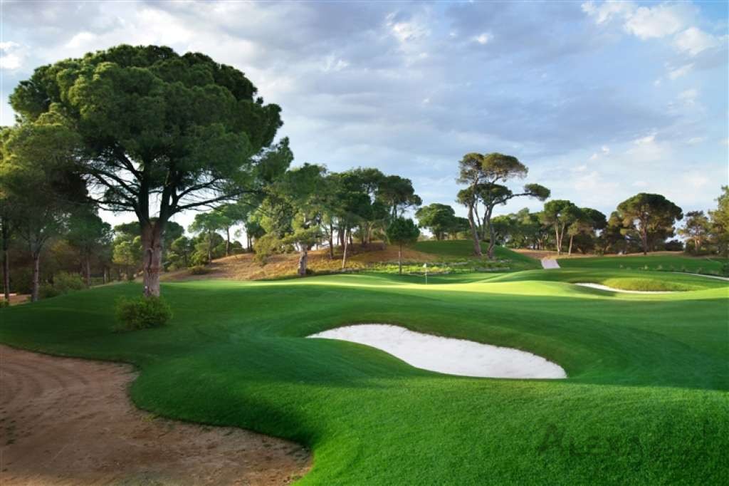 Voyage Hotel Belek 7 Nights 6 x Golf 2 x Montgomerie 1x Titanic 1 x Kaya 1 x Lykia Links 1 x Robinson Nobilis
