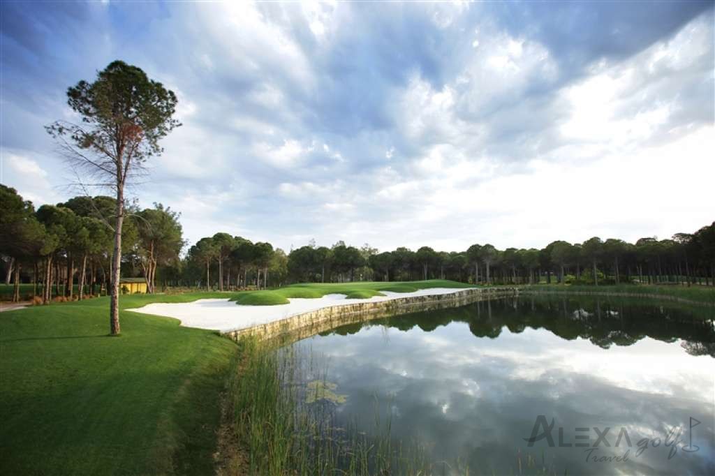 Montgomerie Maxx Royal Golf Course