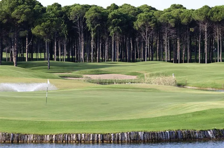 Sueno Dunes golf course in Belek