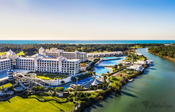 Titanic Deluxe Golf Belek golf package
